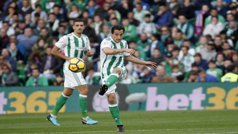 El Betis se mete en la lucha por la Europa League